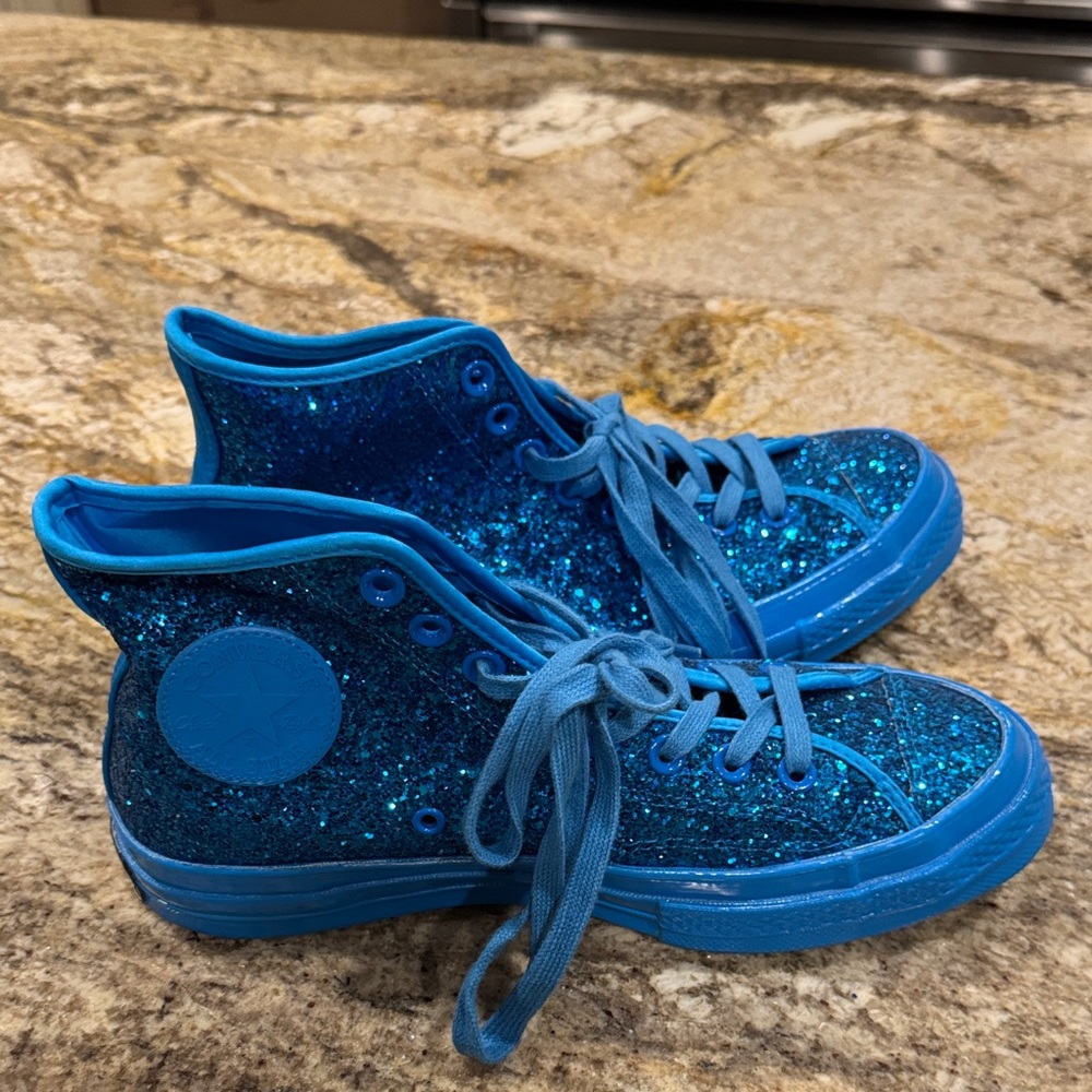 Converse Women’s Size 9 Blue Glitter High-Tops - Picture 3 of 7
